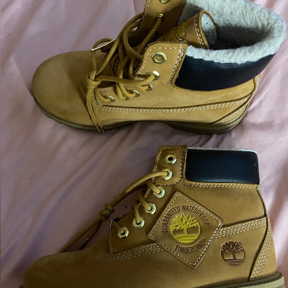 Fur-lined Timberland Boots